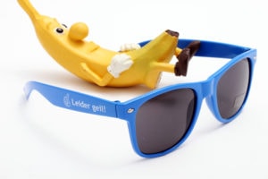 bedruckte Sonnenbrille mit Logo selbst gestalten & selbst designen | Werbeartikel | Promobrille