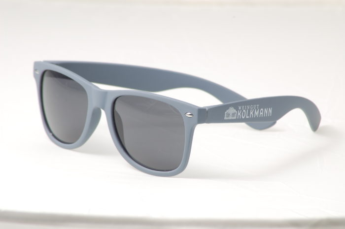 werbeartikel sonnenbrille weingut kolkmann gummi
